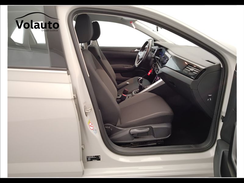 GuidiCar - VOLKSWAGEN Polo 2022 Polo 1.0 tsi Style 95cv Usato