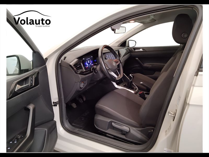 GuidiCar - VOLKSWAGEN Polo 2022 Polo 1.0 tsi Style 95cv Usato