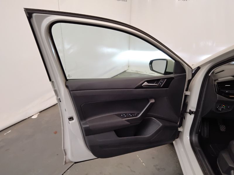 GuidiCar - VOLKSWAGEN Polo 2022 Polo 1.0 tsi Style 95cv Usato