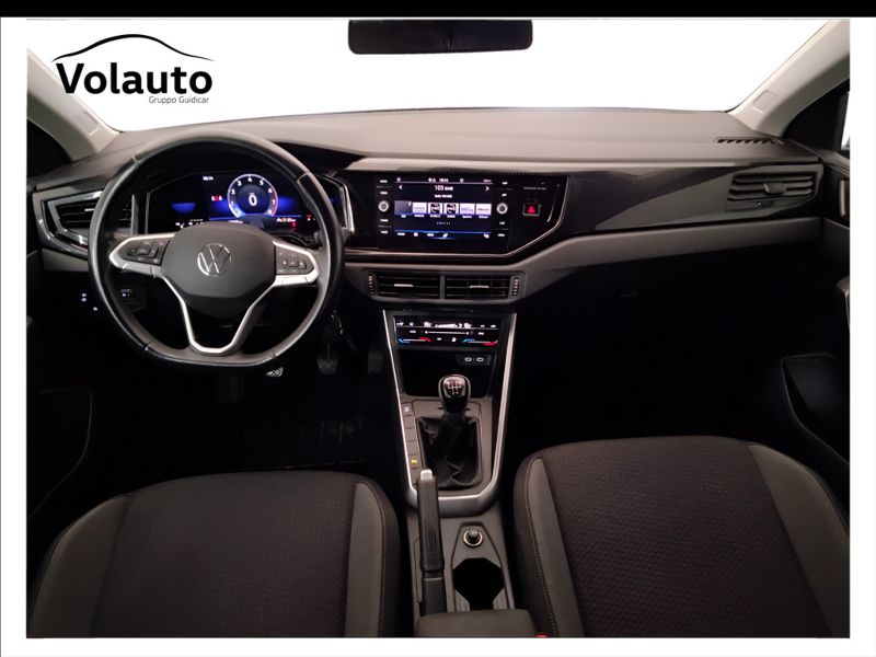 GuidiCar - VOLKSWAGEN Polo 2022 Polo 1.0 tsi Style 95cv Usato