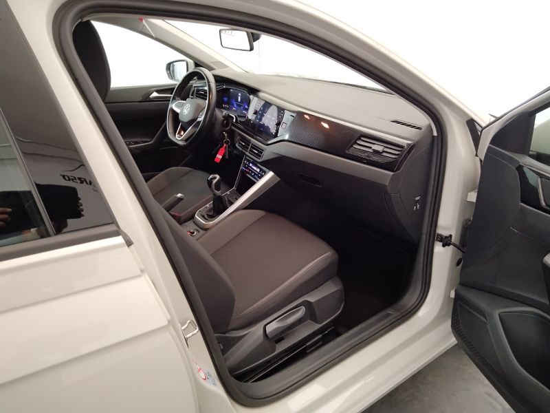GuidiCar - VOLKSWAGEN Polo 2022 Polo 1.0 tsi Style 95cv Usato