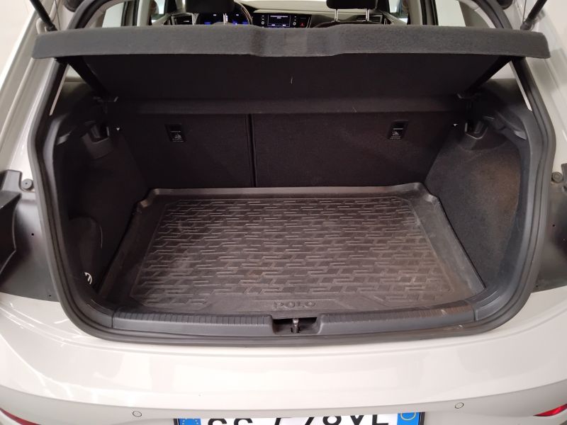 GuidiCar - VOLKSWAGEN Polo 2022 Polo 1.0 tsi Style 95cv Usato