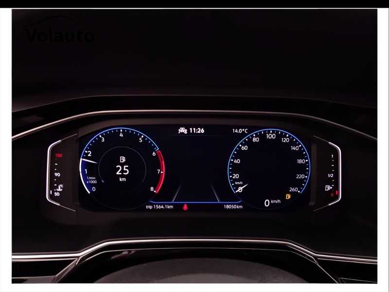 GuidiCar - VOLKSWAGEN Polo 2022 Polo 1.0 tsi Style 95cv Usato