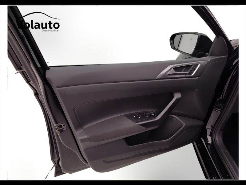 GuidiCar - VOLKSWAGEN Polo 2022 Polo 1.0 tsi Style 95cv Usato