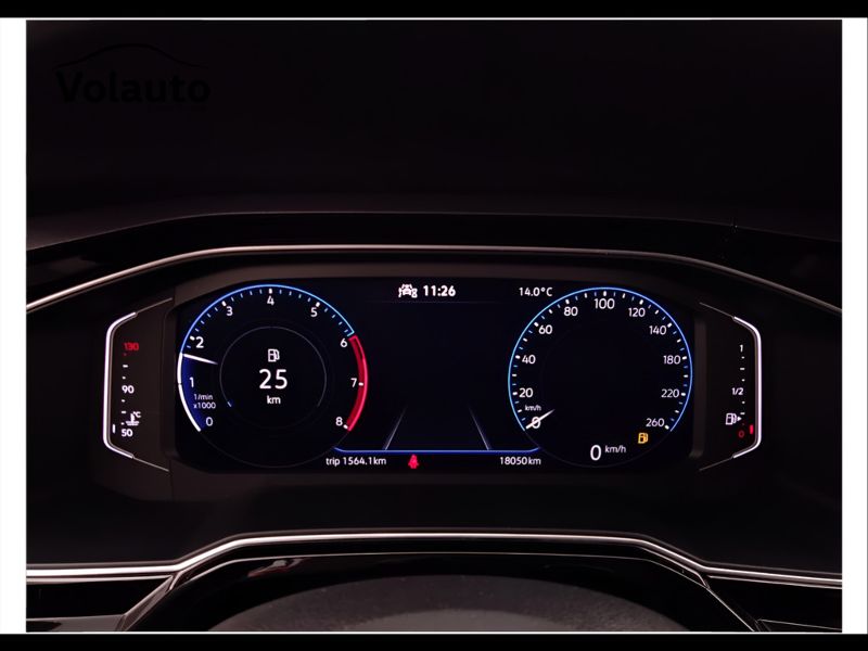 GuidiCar - VOLKSWAGEN Polo 2022 Polo 1.0 tsi Style 95cv Usato