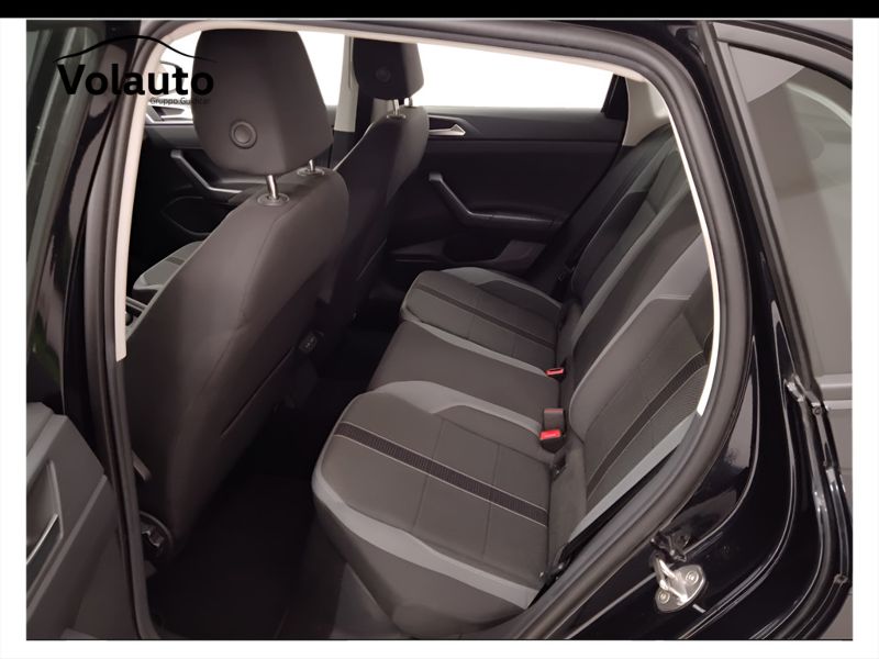 GuidiCar - VOLKSWAGEN Polo 2022 Polo 1.0 tsi Style 95cv Usato