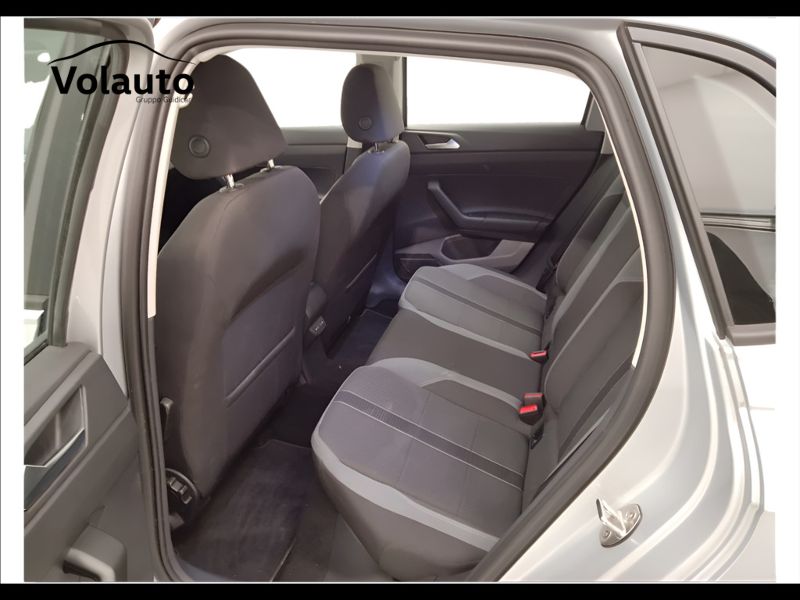 GuidiCar - VOLKSWAGEN Polo 2024 Polo 1.0 tsi Style 95cv Usato