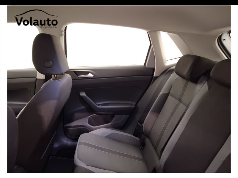 GuidiCar - VOLKSWAGEN Polo 2024 Polo 1.0 tsi Style 95cv Usato