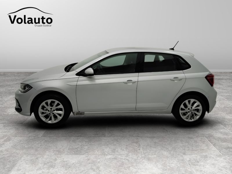 GuidiCar - VOLKSWAGEN Polo 2024 Polo 1.0 tsi Style 95cv Usato