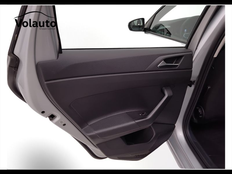 GuidiCar - VOLKSWAGEN Polo 2024 Polo 1.0 tsi Style 95cv Usato