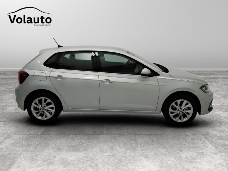 GuidiCar - VOLKSWAGEN Polo 2024 Polo 1.0 tsi Style 95cv Usato