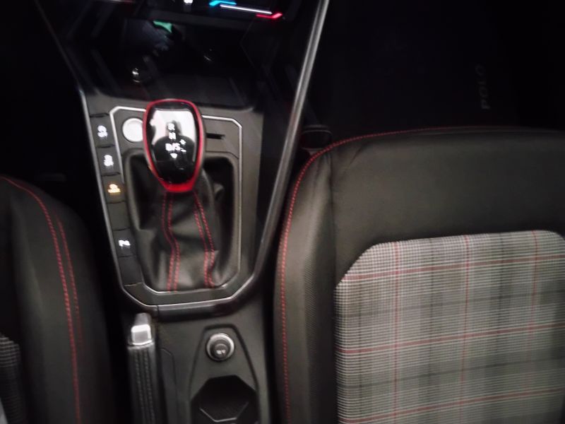 GuidiCar - VOLKSWAGEN Polo 2022 Polo 2.0 tsi GTI dsg Usato