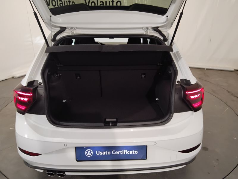 GuidiCar - VOLKSWAGEN Polo 2022 Polo 2.0 tsi GTI dsg Usato