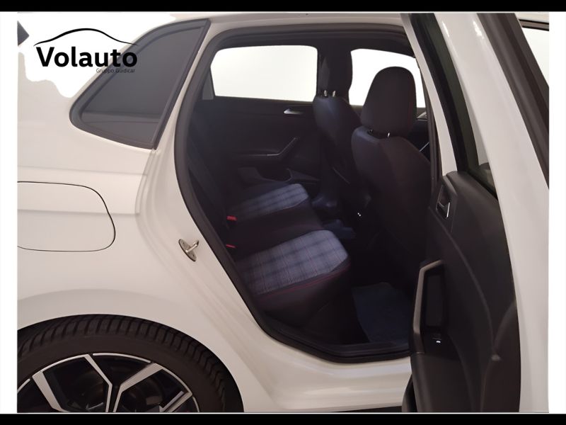 GuidiCar - VOLKSWAGEN Polo 2022 Polo 2.0 tsi GTI dsg Usato