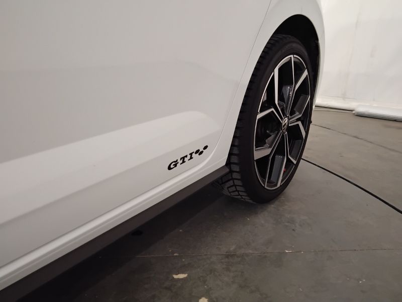 GuidiCar - VOLKSWAGEN Polo 2022 Polo 2.0 tsi GTI dsg Usato