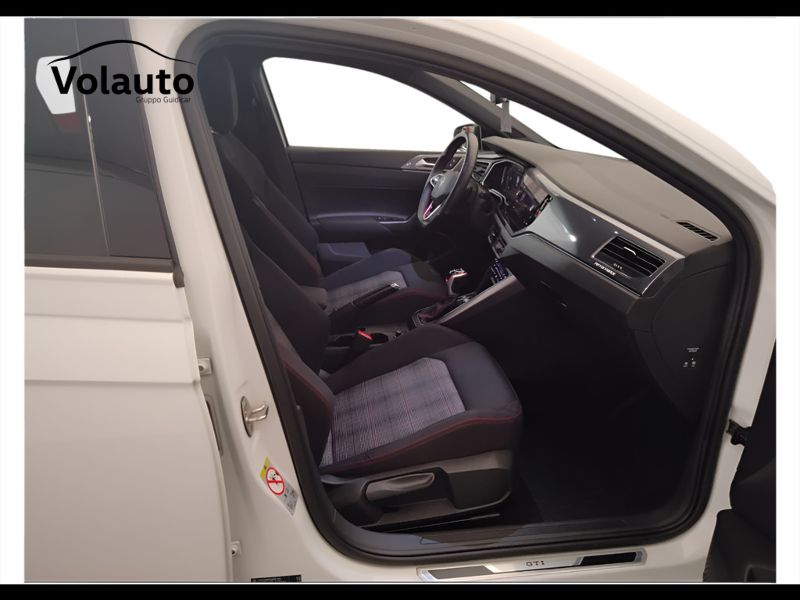 GuidiCar - VOLKSWAGEN Polo 2022 Polo 2.0 tsi GTI dsg Usato
