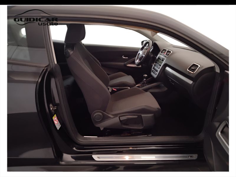 GuidiCar - VOLKSWAGEN Scirocco 2010 Scirocco 1.4 tsi Usato