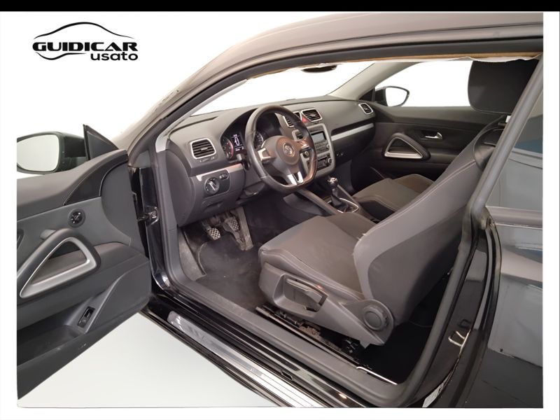 GuidiCar - VOLKSWAGEN Scirocco 2010 Scirocco 1.4 tsi Usato