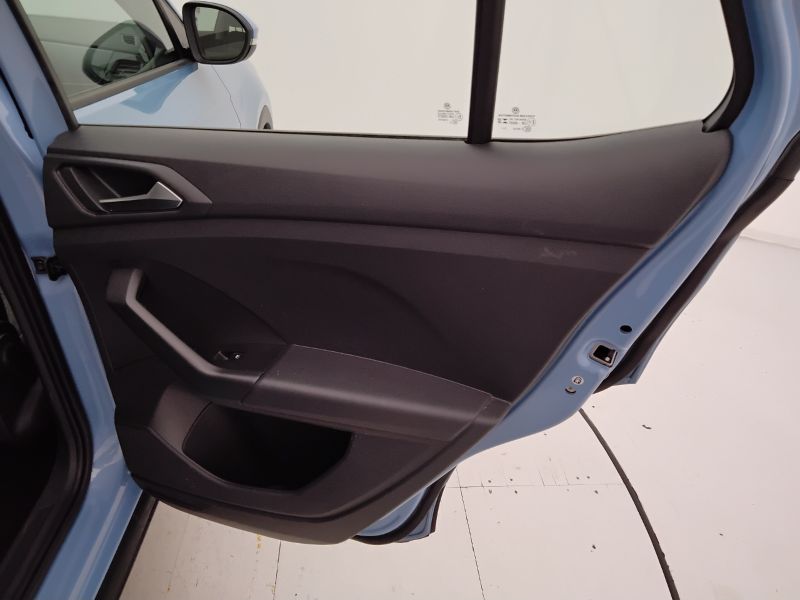 GuidiCar - VOLKSWAGEN T-Cross 2024 T-Cross 1.0 tsi Life 95cv Usato