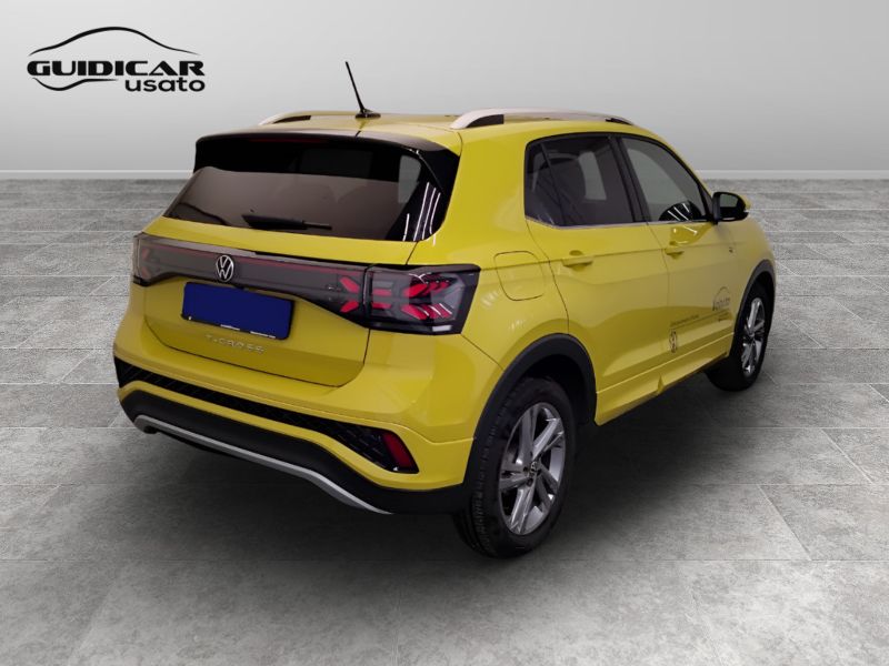 GuidiCar - VOLKSWAGEN T-Cross 2024 T-Cross 1.0 tsi R-Line 115cv Aziendale