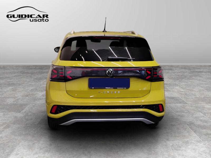GuidiCar - VOLKSWAGEN T-Cross 2024 T-Cross 1.0 tsi R-Line 115cv Aziendale