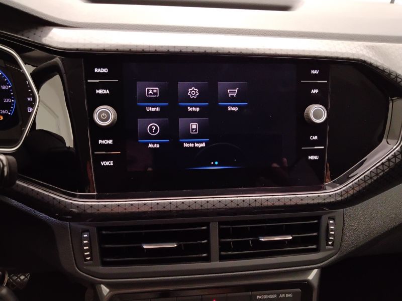 GuidiCar - VOLKSWAGEN T-Cross 2021 T-Cross 1.0 tsi Advanced 110cv Usato
