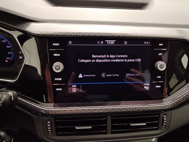 GuidiCar - VOLKSWAGEN T-Cross 2021 T-Cross 1.0 tsi Advanced 110cv Usato