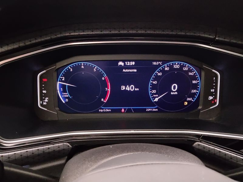 GuidiCar - VOLKSWAGEN T-Cross 2021 T-Cross 1.0 tsi Advanced 110cv Usato