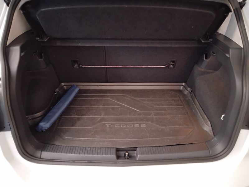 GuidiCar - VOLKSWAGEN T-Cross 2022 T-Cross 1.0 tsi Advanced 110cv Usato
