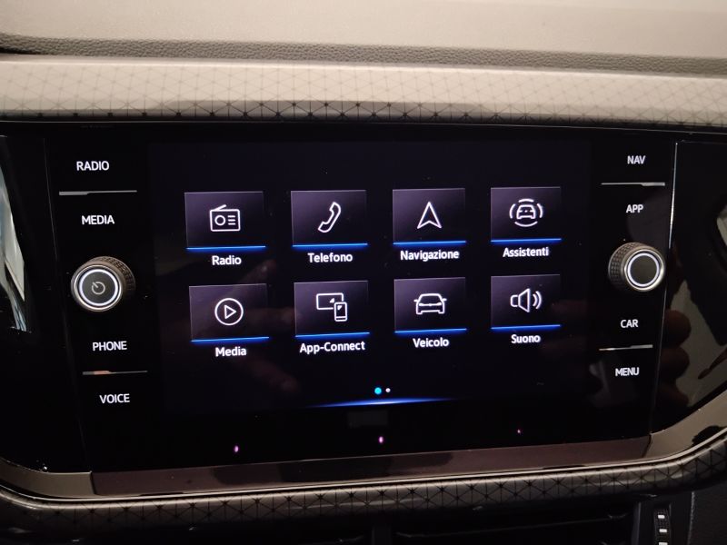 GuidiCar - VOLKSWAGEN T-Cross 2022 T-Cross 1.0 tsi Advanced 110cv Usato
