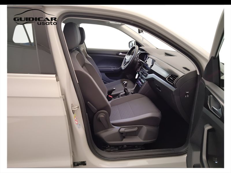 GuidiCar - VOLKSWAGEN T-Cross 2022 T-Cross 1.0 tsi Advanced 110cv Usato