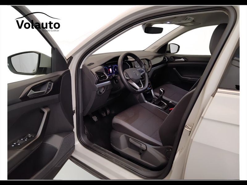 GuidiCar - VOLKSWAGEN T-Cross 2022 T-Cross 1.0 tsi Advanced 110cv Usato