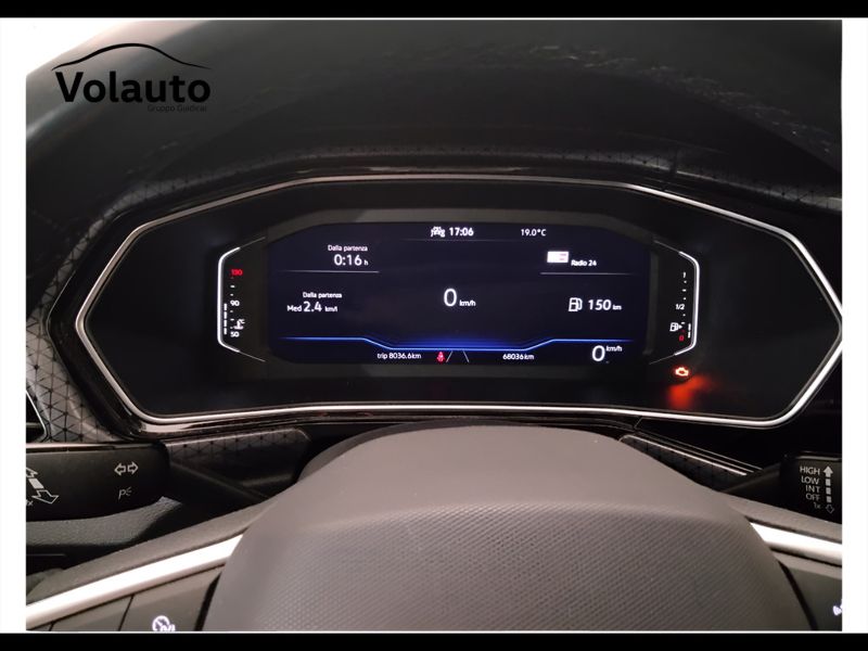 GuidiCar - VOLKSWAGEN T-Cross 2022 T-Cross 1.0 tsi Advanced 110cv Usato