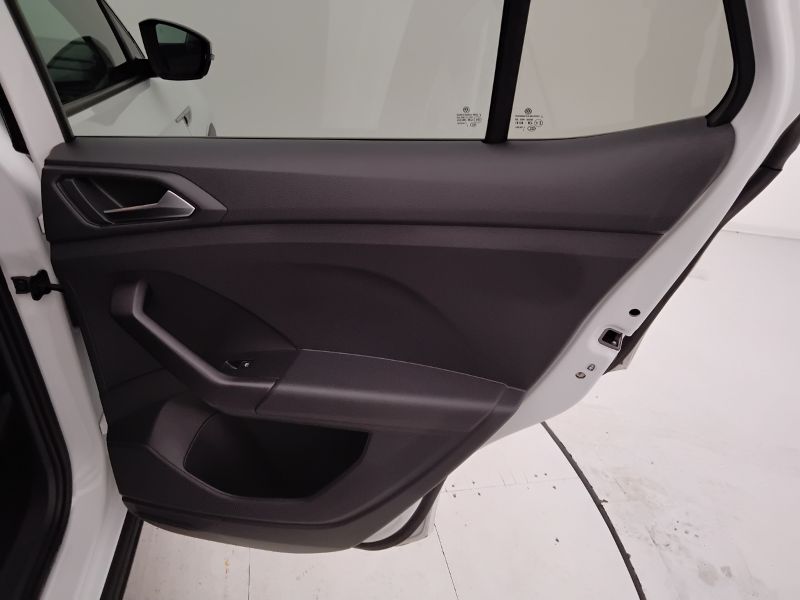GuidiCar - VOLKSWAGEN T-Cross 2022 T-Cross 1.0 tsi Sport 110cv dsg Usato
