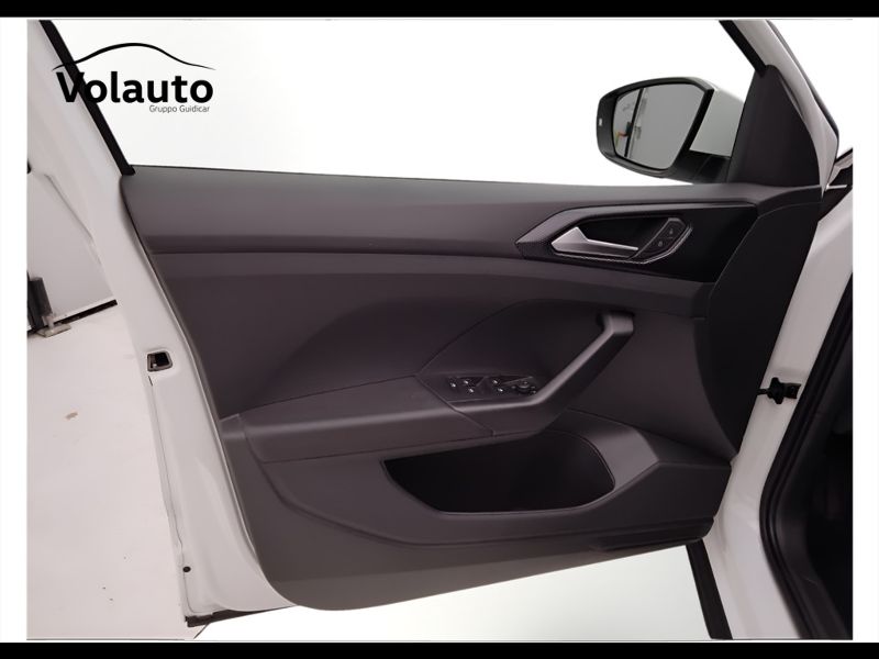 GuidiCar - VOLKSWAGEN T-Cross 2022 T-Cross 1.0 tsi Sport 110cv dsg Usato