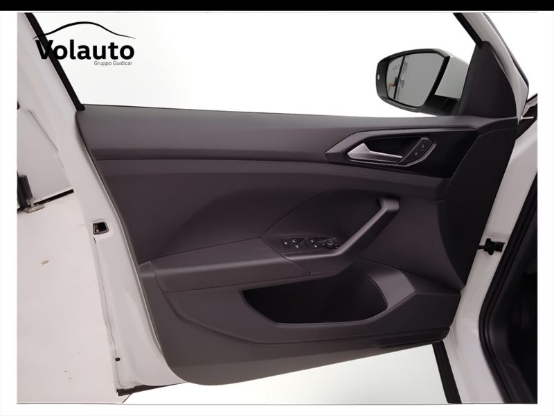 GuidiCar - VOLKSWAGEN T-Cross 2022 T-Cross 1.0 tsi Sport 110cv dsg Usato