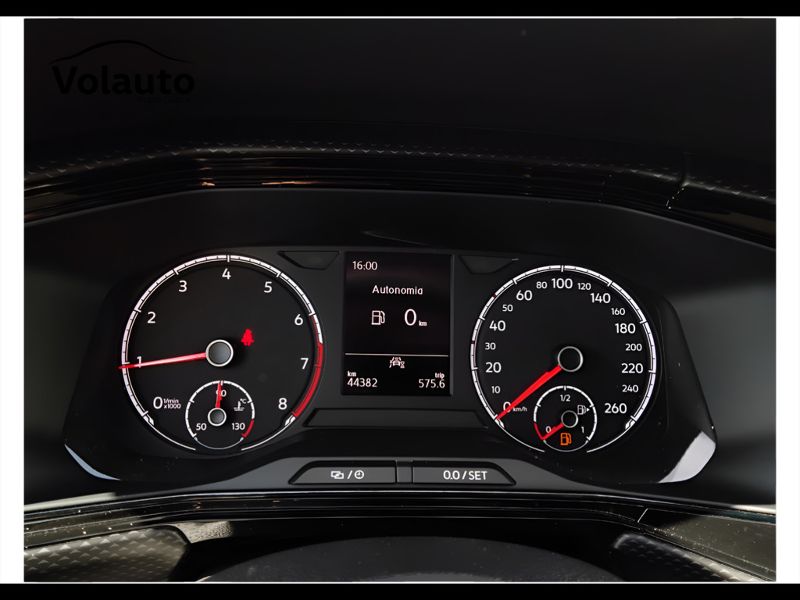 GuidiCar - VOLKSWAGEN T-Cross 2022 T-Cross 1.0 tsi Sport 95cv Usato