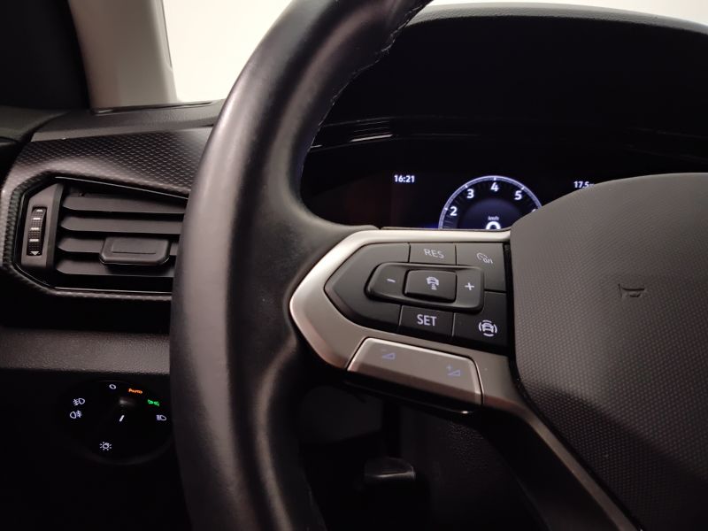 GuidiCar - VOLKSWAGEN T-Cross 2022 T-Cross 1.0 tsi Sport 95cv Usato
