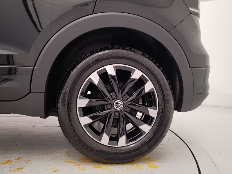 GuidiCar - VOLKSWAGEN T-Cross 2023 T-Cross 1.0 tsi Sport 95cv Usato