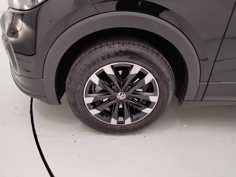 GuidiCar - VOLKSWAGEN T-Cross 2023 T-Cross 1.0 tsi Sport 95cv Usato