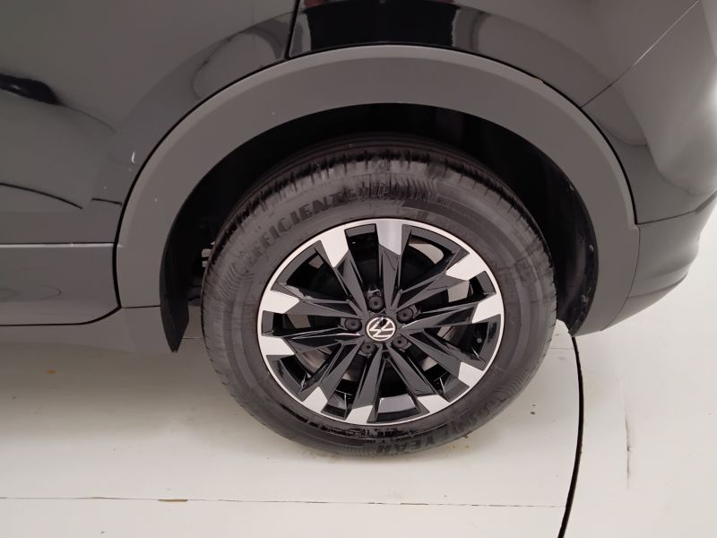 GuidiCar - VOLKSWAGEN T-Cross 2023 T-Cross 1.0 tsi Sport 95cv Usato