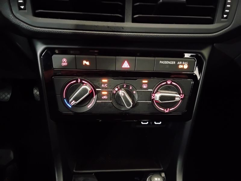 GuidiCar - VOLKSWAGEN T-Cross 2021 T-Cross 1.0 tsi Style 95cv Usato