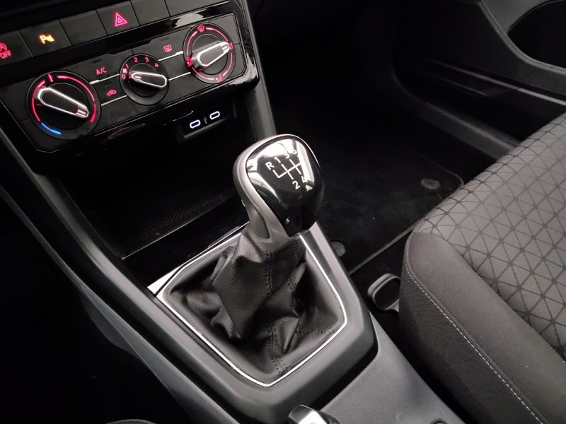 GuidiCar - VOLKSWAGEN T-Cross 2021 T-Cross 1.0 tsi Style 95cv Usato