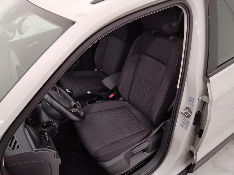 GuidiCar - VOLKSWAGEN T-Cross 2023 T-Cross 1.0 tsi Style 95cv Usato