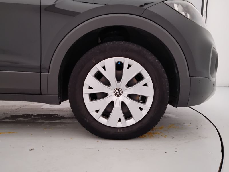 GuidiCar - VOLKSWAGEN T-Cross 2021 T-Cross 1.0 tsi Urban 95cv Usato
