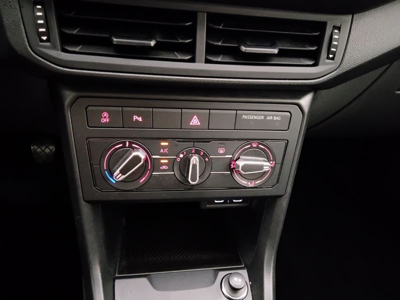 GuidiCar - VOLKSWAGEN T-Cross 2021 T-Cross 1.0 tsi Urban 95cv Usato