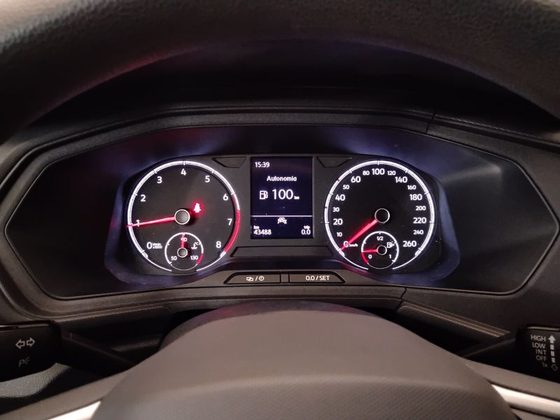 GuidiCar - VOLKSWAGEN T-Cross 2021 T-Cross 1.0 tsi Urban 95cv Usato