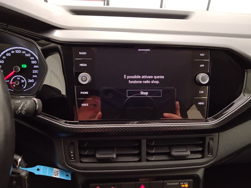 GuidiCar - VOLKSWAGEN T-Cross 2021 T-Cross 1.0 tsi Style 110cv dsg Usato