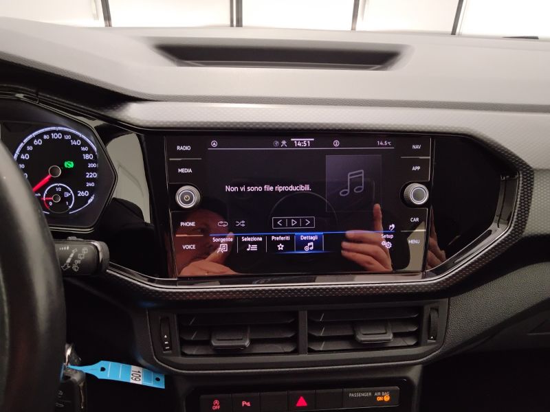 GuidiCar - VOLKSWAGEN T-Cross 2021 T-Cross 1.0 tsi Style 110cv dsg Usato