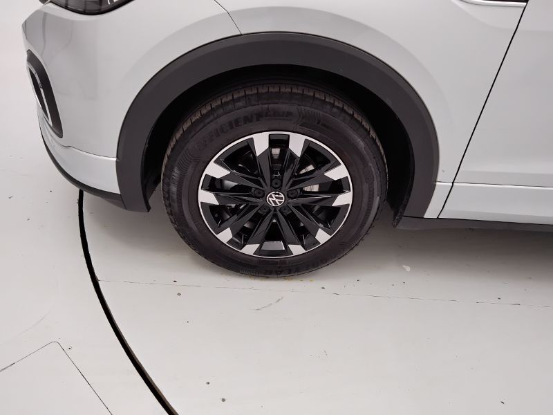 GuidiCar - VOLKSWAGEN T-Cross 2022 T-Cross 1.0 tsi Sport 110cv Usato